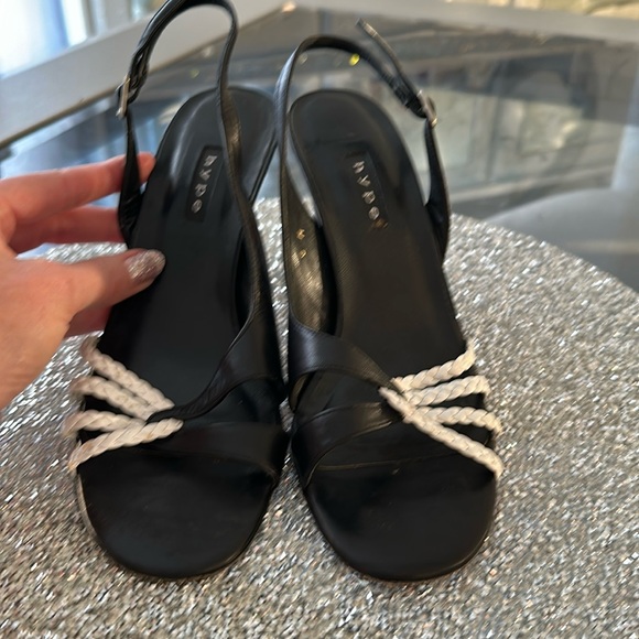 Hype Black and White Sling back buckle thick Heels Sz 8 - Picture 1 of 5
